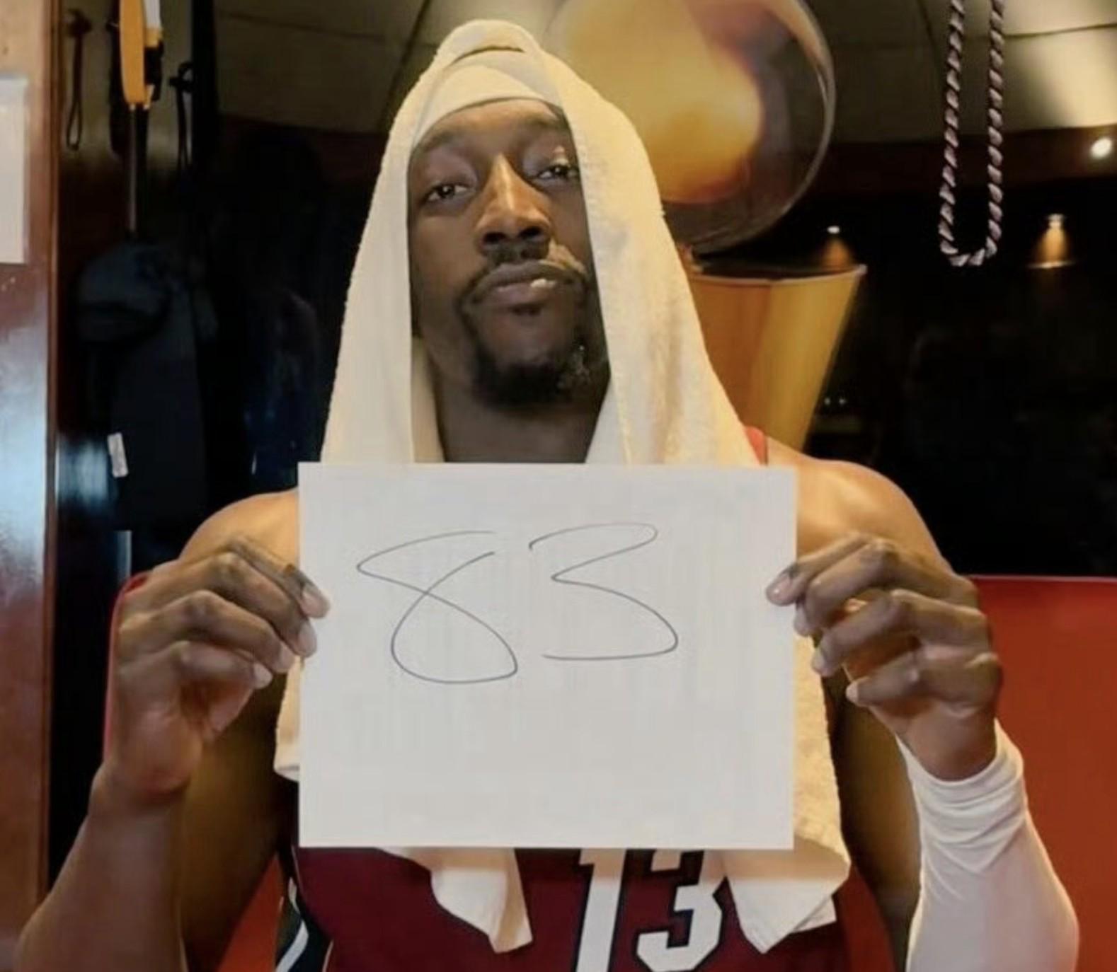 网站入口-记者：出于对科比的尊重，阿德巴约应该被换下场，而不是砍下83分