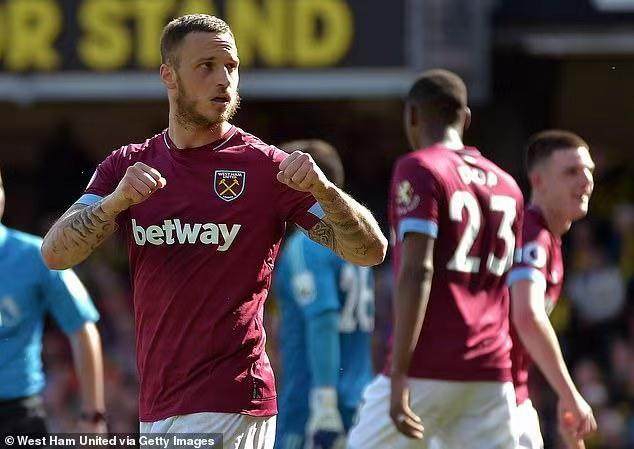 网站入口-英媒：西汉姆有意租借阿瑙托维奇 薪酬成最大障碍